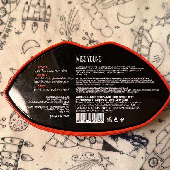 Lip Kit MISSYOUNG w Tin container - Picture 3 of 3